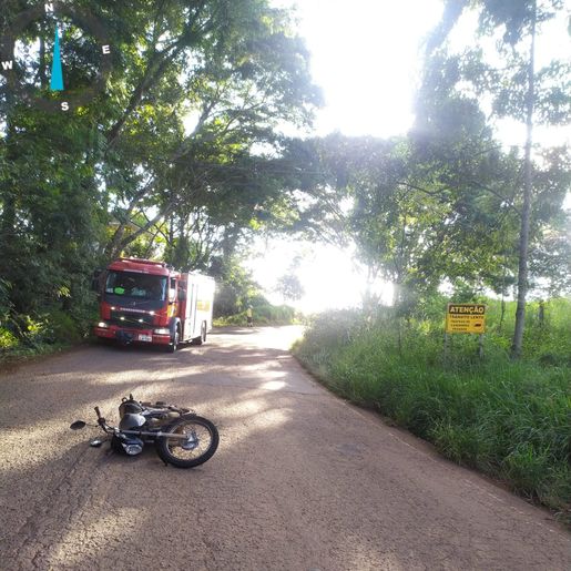 Acidente na SC-305 deixa dois feridos 