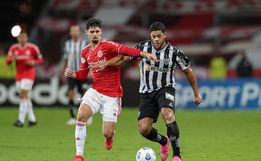 Internacional perde para o Atlético-MG em pleno Beira Rio