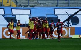 Grêmio perde para o Athletico-PR e segue sem pontuar no Brasileirão
