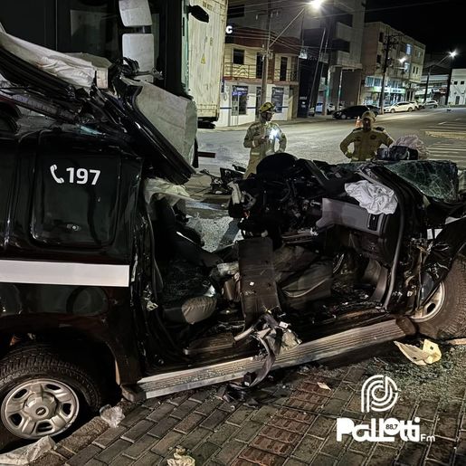 Policial Civil fica gravemente ferido em colisão entre caminhão e carro da Polícia Civil no Sudoest