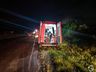 Motorista perde o controle de carro, capota e se choca com árvores na BR-163 