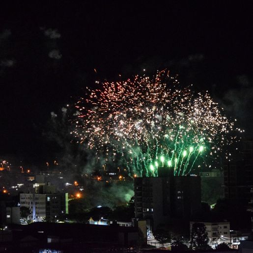 Preços dos fogos de artifício registram aumento médio de 15% neste ano