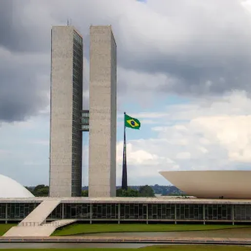 Projetos na Câmara querem proibir financiamento do BNDES no exterior