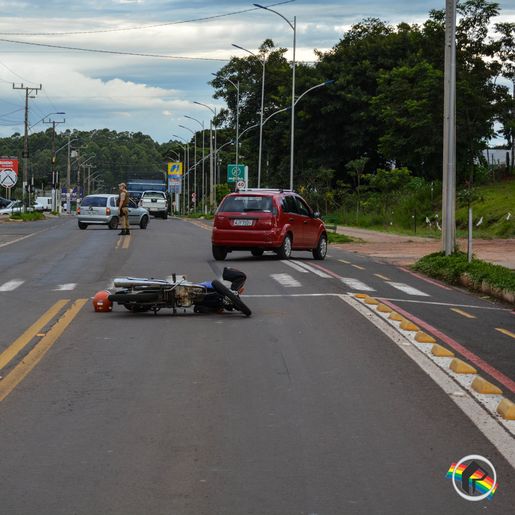 Colisão traseira deixa motociclista ferido em São Miguel do Oeste 