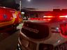 Colisão entre carro e moto deixa dois feridos no centro de SMO