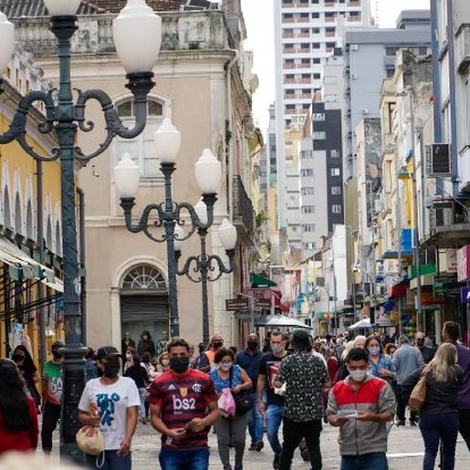 Decreto limita horário do comércio das 10h às 20h em Santa Catarina