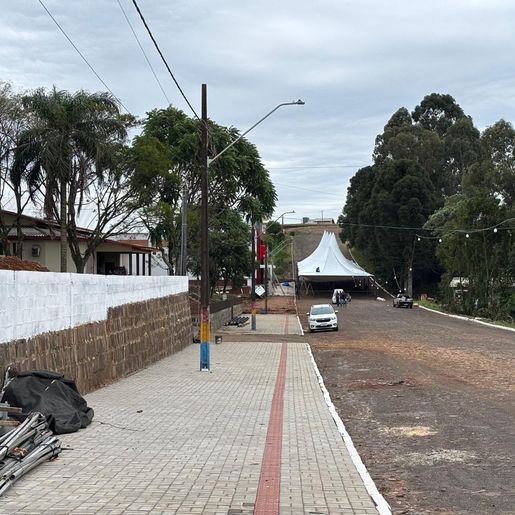 Expo Campo Erê 2025 começa a tomar forma com montagem dos estandes