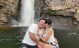 "Era pra ser a gente", diz casal de SC que visitou local antes de rocha cair em MG