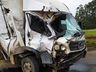 Caminhoneiro fica ferido em grave acidente na BR-282