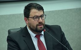 Vereadores pedem informações sobre áreas industriais e pagamento de ITBI