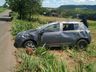 Carro emplacado em Minas Gerais sai da pista e capota na SC 283