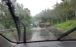 Colisão entre carro e caminhão deixa uma pessoa ferida em Mondaí