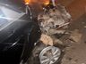 Motorista bate em carros estacionados e foge em São Miguel do Oeste 