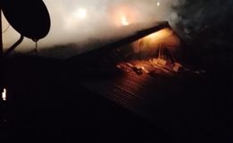 Fogo destrói duas residências em São Lourenço do Oeste