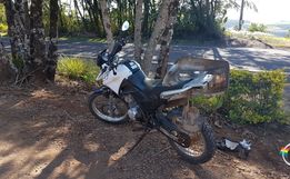Motociclista fica ferido em acidente na SC 163