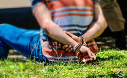SMO: Homem é preso após ameaçar companheira e agredir policiais