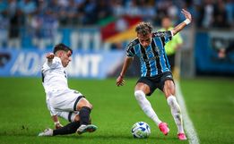Grêmio perde para o Botafogo e fica a 10 pontos da liderança