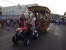 Desfile do Bierwagen e Café Colonial marcam 4º dia da 15ª Deutsche Woche