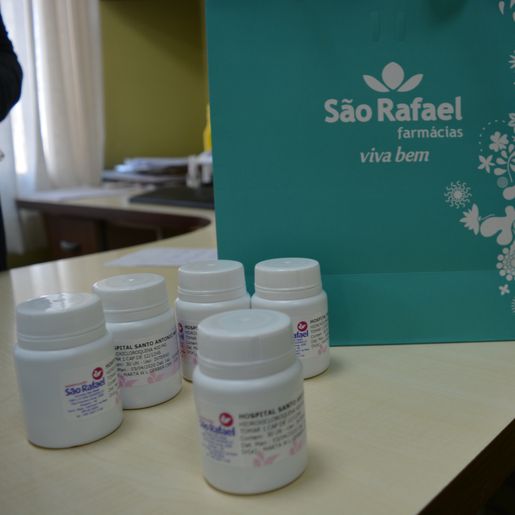 VÍDEOS: Farmácia São Rafael doa Hidroxicloroquina para hospitais 