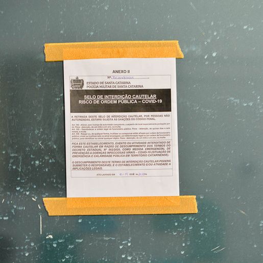 Estabelecimento Comercial é interditado por aglomeração de pessoas 