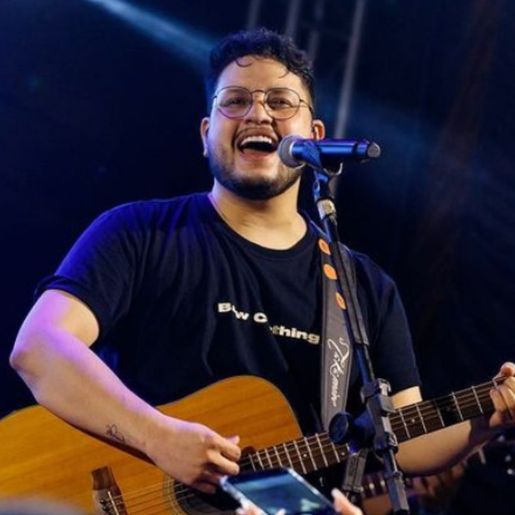 Morre aos 28 anos o cantor sertanejo Maurílio, da dupla com Luiza
