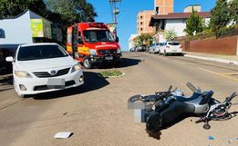 Acidente entre carro e moto é registrado no centro de Itapiranga