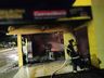 Incêndio consome parcialmente estabelecimento no centro