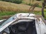 Saída de pista seguida de capotamento deixa feridos na SC-305 