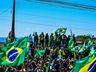 Imagens: Manifestantes pedem intervenção Federal em frente ao 14ºRCMec