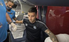 Após ônibus do Grêmio ser alvo de pedradas, presidente diz que não jogará Grenal 