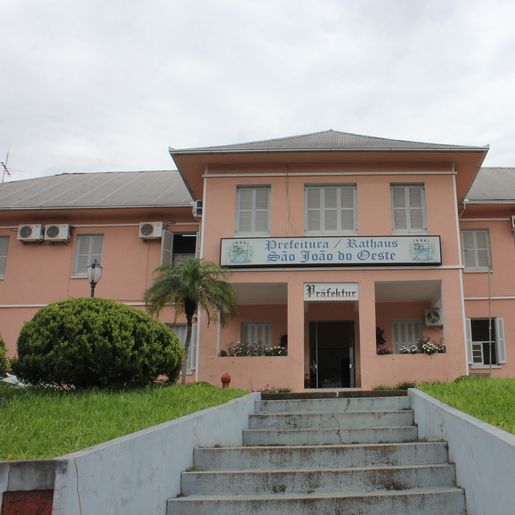 Inicia período de inscrições para auxílio estudante em São João do Oeste