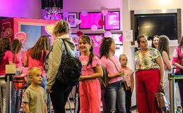Maior bilheteria do ano ‘Barbie’ segue um fenômeno nos cinemas