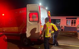 Motociclista fica ferido após colisão com carro no centro de Descanso