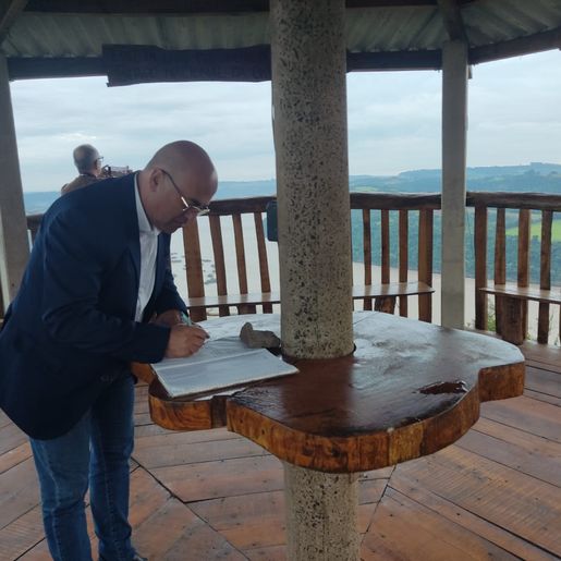 Presidente da Santur visita Itapiranga 