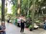Fiéis participam de missa na Gruta Nossa Senhora de Lourdes em São Miguel do Oeste