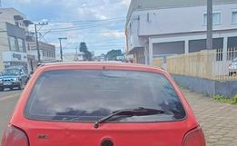Casal é flagrado com carro furtado carregado de picanha e camarão em Campo Erê