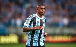 Grêmio e Douglas Costa chegam a acordo para rescisão de contrato