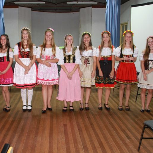 Conheça as candidatas à rainha e princesas da 43ª Oktoberfest de Itapiranga