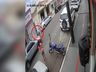 VÍDEO: Criança é salva de atropelamento pelo irmão 