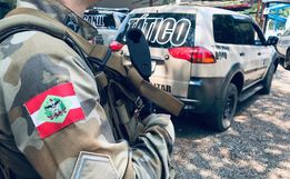 Polícia apreende arma e munições na casa de homem preso por violência doméstica em Descanso