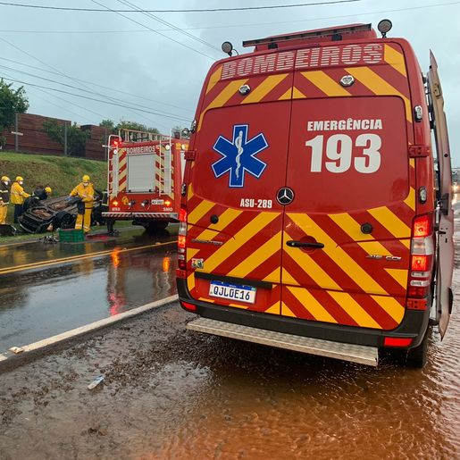 VÍDEOS: Homem morre em grave acidente na SC-163 em Descanso