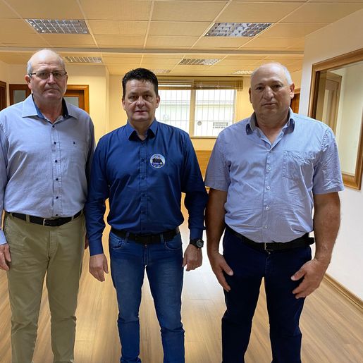 Candidatos a prefeito de Paraíso chegam à Rede Peperi para debate 
