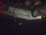 Carro dirigido por jovem sem CNH capota e passageiros ficam feridos em SMOeste 