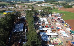 Expo Cedro 2025 atrai multidão e impulsiona economia de São José do Cedro