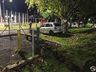 VÍDEO: Motorista invade praça e foge do local em São Miguel do Oeste