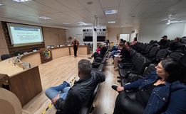 Sala do Empreendedor promove capacitação para fortalecer a participação em licitações em SJCedro