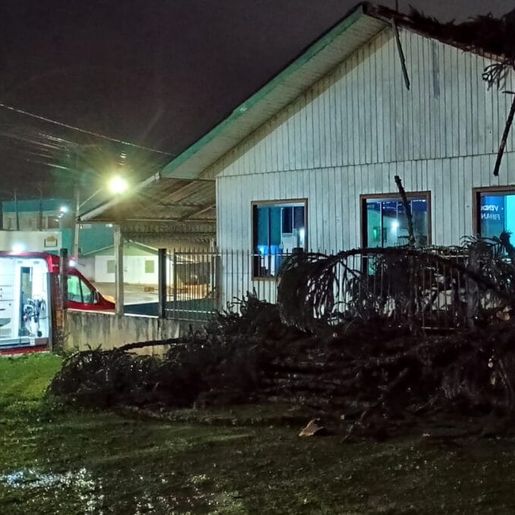 Sobe para 16 o número de cidades afetadas pelos temporais em SC, diz Defesa Civil