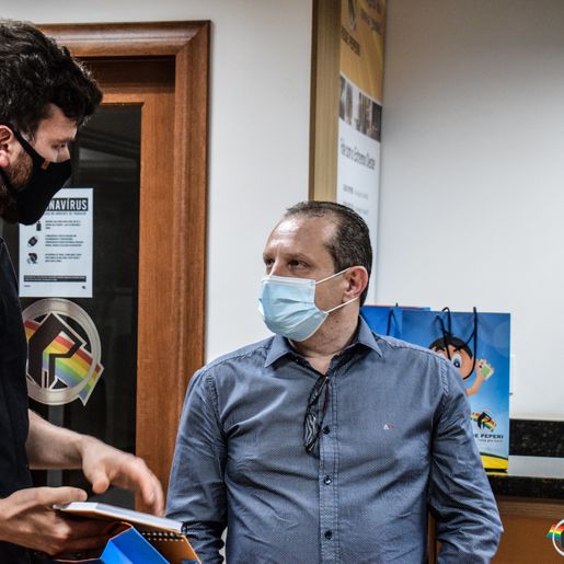 Núcleo Jovem Empreendedor da ACISMO visita sede da Rede Peperi