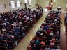 Igreja Matriz São José realiza celebração de Domingo de Ramos 