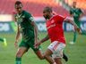 Internacional vence o Goiás e se aproxima do líder São Paulo